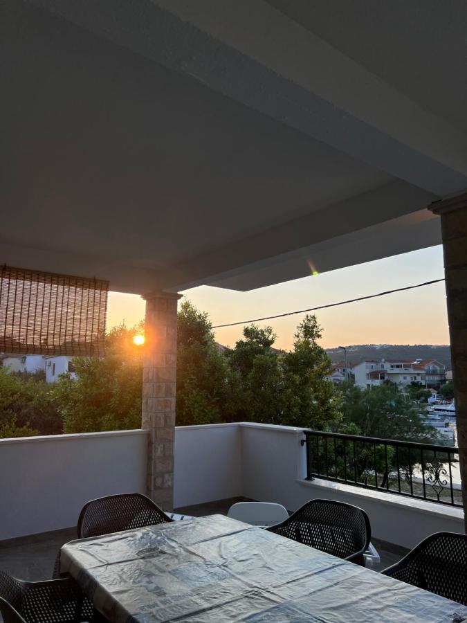 Apartmani Tamaris Vinišće Dış mekan fotoğraf