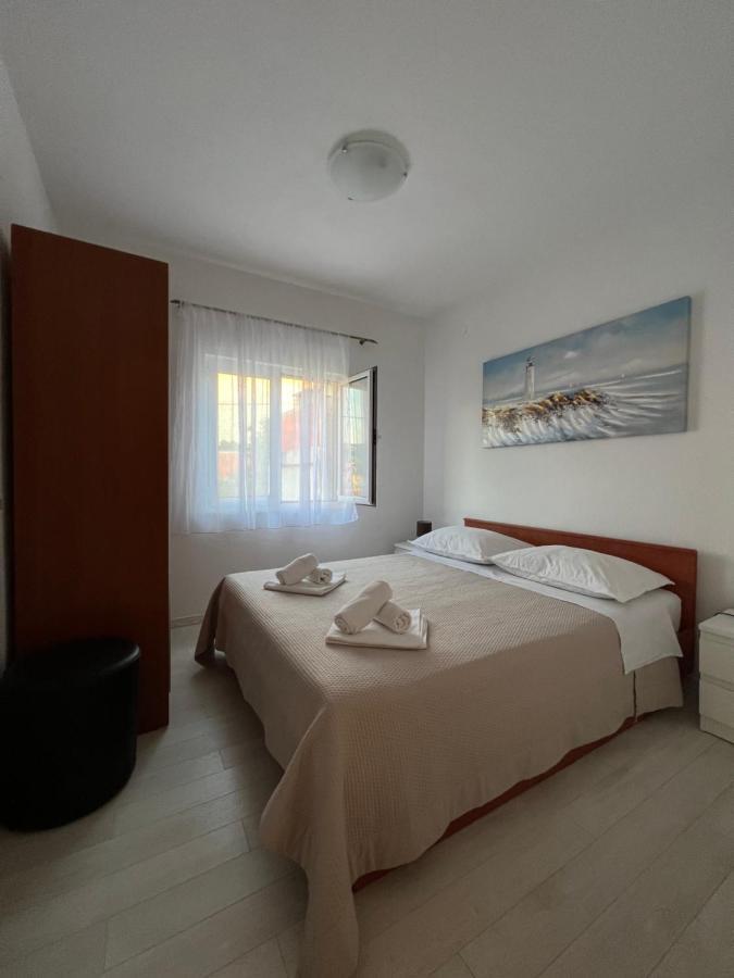 Apartmani Tamaris Vinišće Dış mekan fotoğraf